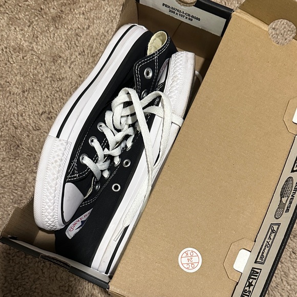 Converse high top sneakers - Picture 2 of 8